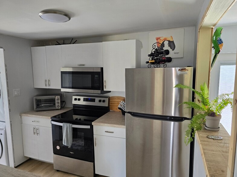 Kitchen - 110 Freesia St