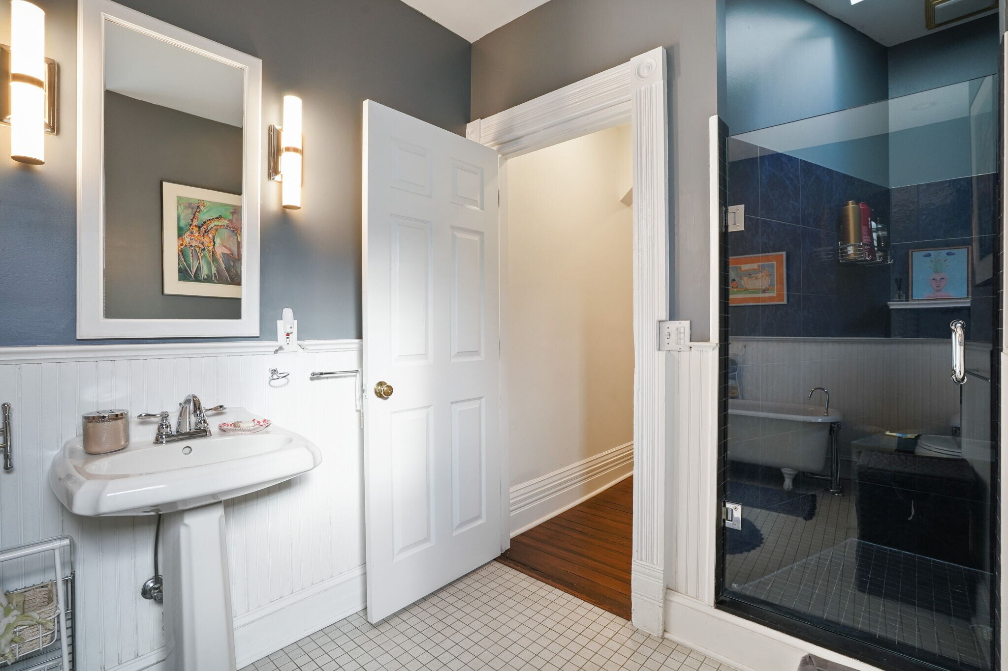 Building Photo - 77 W 2nd Ave