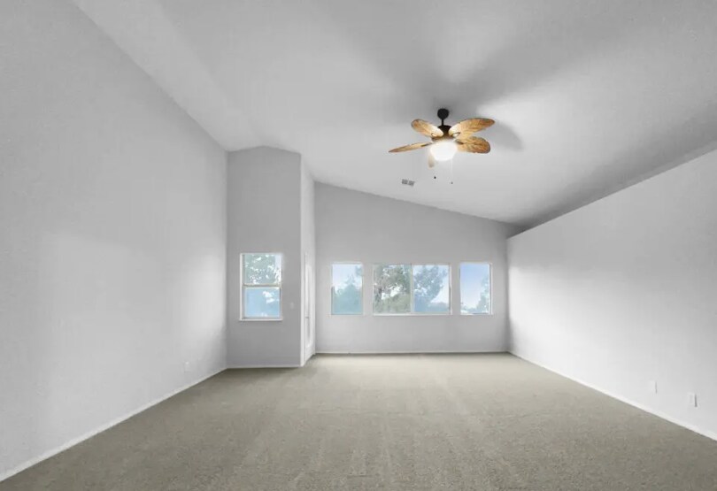 Building Photo - 7323 Ojai Dr