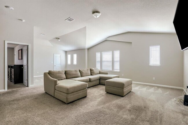 Building Photo - 5547 Bellissima Way