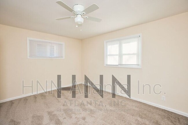 Building Photo - 2157 Lenox Rd, NE