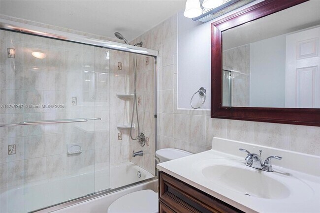 Building Photo - 3553 Magellan Cir