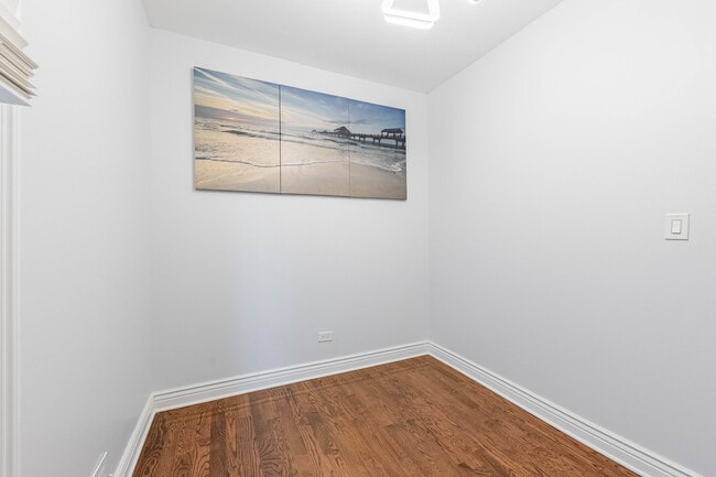 Building Photo - 7219 S Peoria St