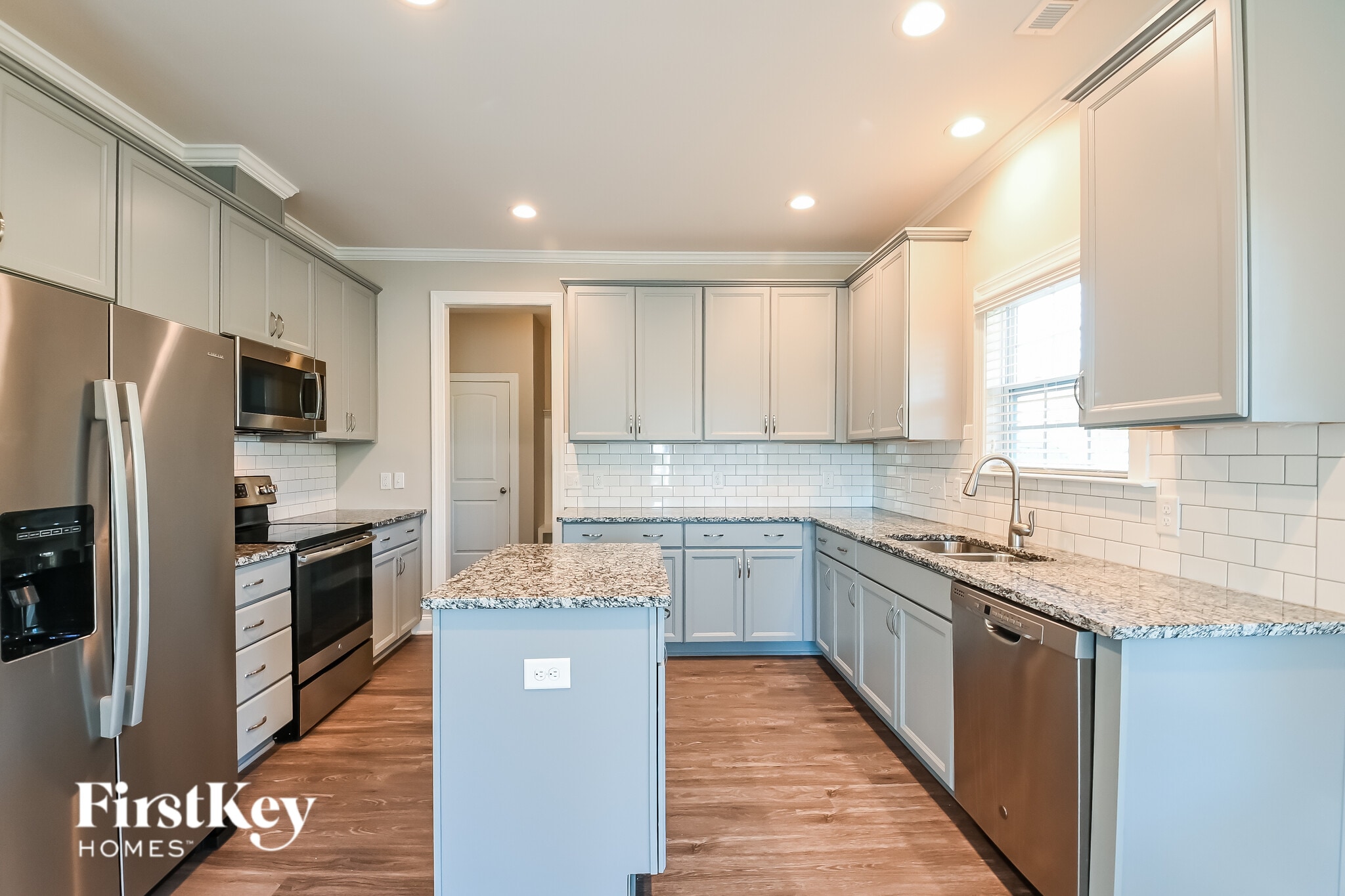 Building Photo - 217 Southern Acrs Dr