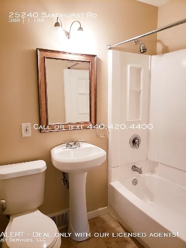 Building Photo - 25240 Sandhurst Rd