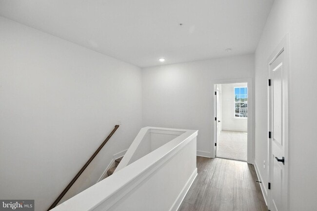 Building Photo - 10834 Cedar Ave