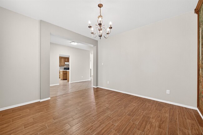 Building Photo - 17611 Haywood Oaks Dr