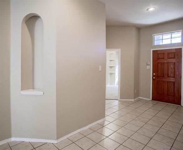 Building Photo - 6823 Woodcrest Ln