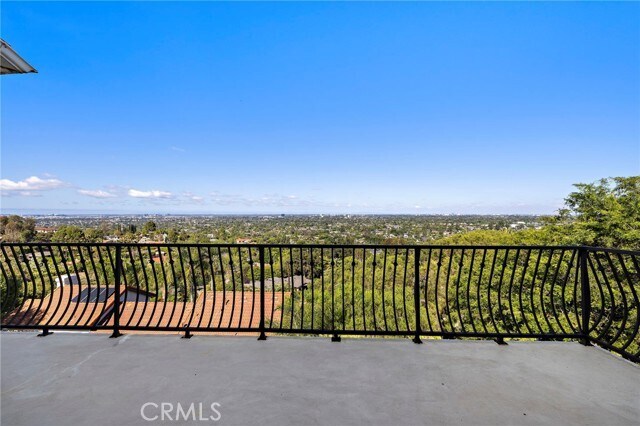 Building Photo - 11393 La Vereda Dr