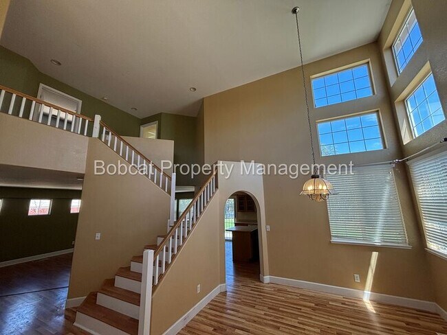 Building Photo - 1477 Ridge Point Dr