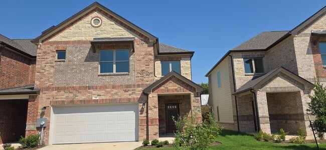 Primary Photo - 130 Pinkie Holmes Dr