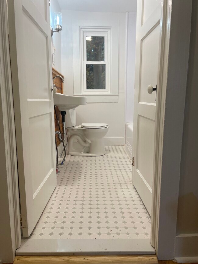 Building Photo - 27318 Morgnec Rd