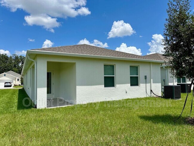 Building Photo - 8560 Madrid St