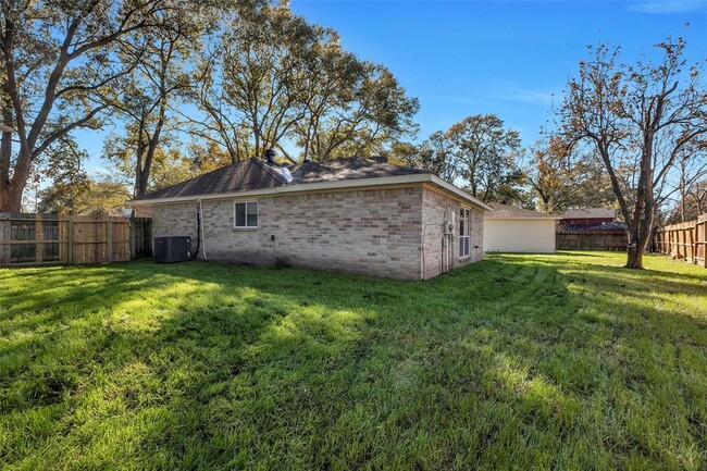 Building Photo - 7810 Blackjack Ct