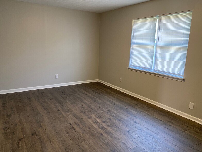 Building Photo - 26 Brianfield Cv