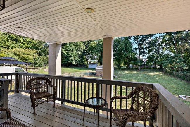 Building Photo - 6505 Columbia Pike