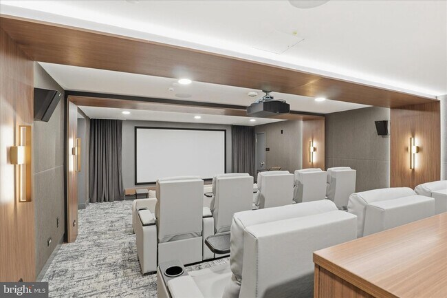 Building Photo - 631 D St NW