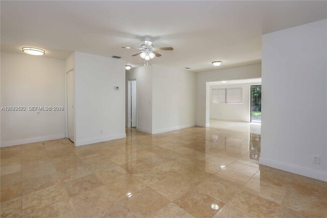 Building Photo - 200 SW 64th Way