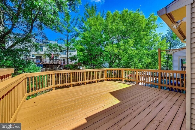 Building Photo - 5 Drumcastle Ct