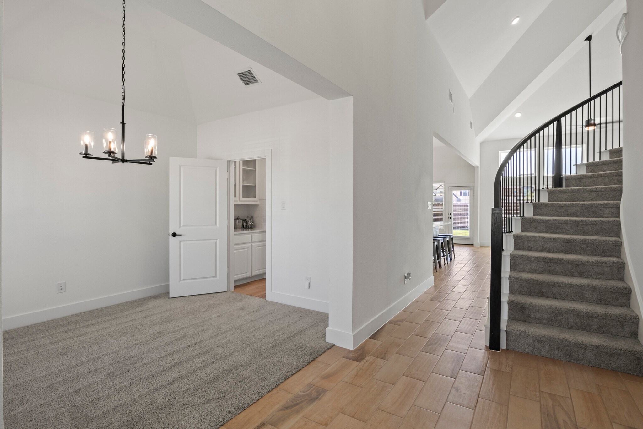 Building Photo - 9613 Polo Pony Ct