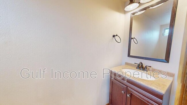 Building Photo - 5349 Ashton Rd