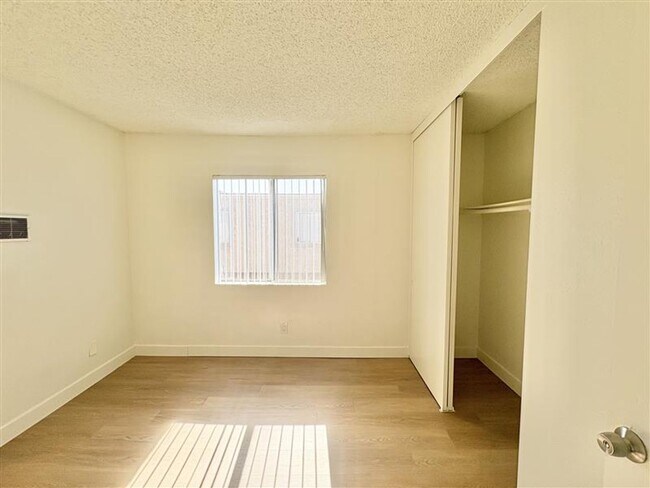 Building Photo - 7531 Baylor Dr