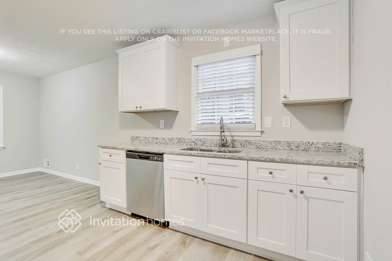 Building Photo - 370 Madeline Cir NW