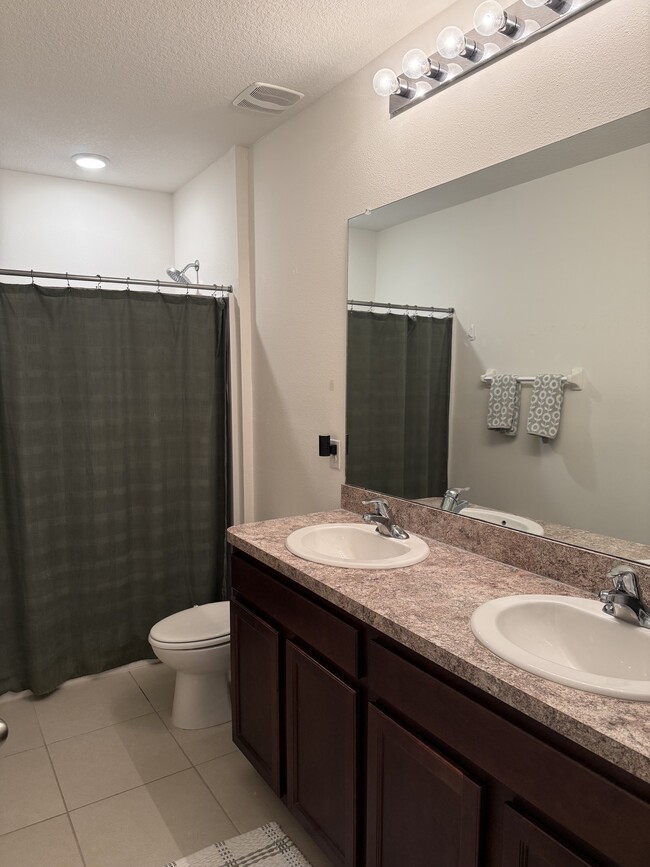 Building Photo - 2707 Suncoast Blend Dr