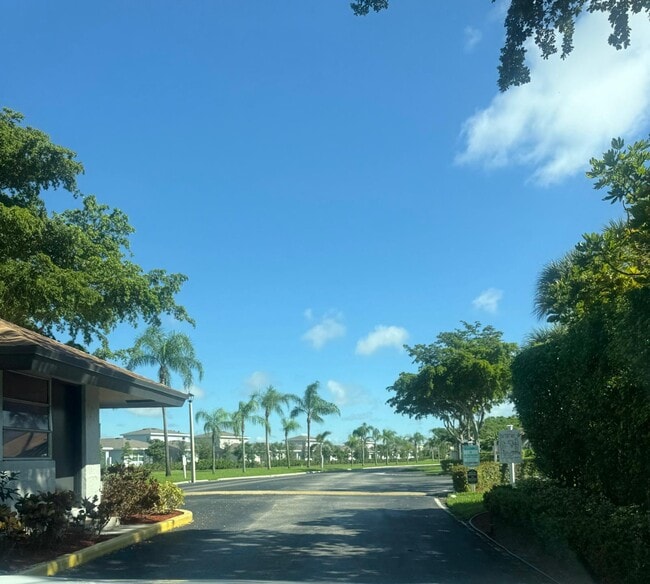 Building Photo - 5778 Phoenix Palm Ct