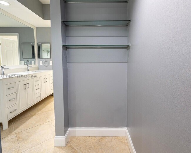 Building Photo - 3255 NE 184th St