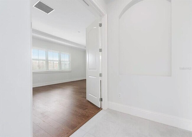Building Photo - 13833 Abberwick Dr