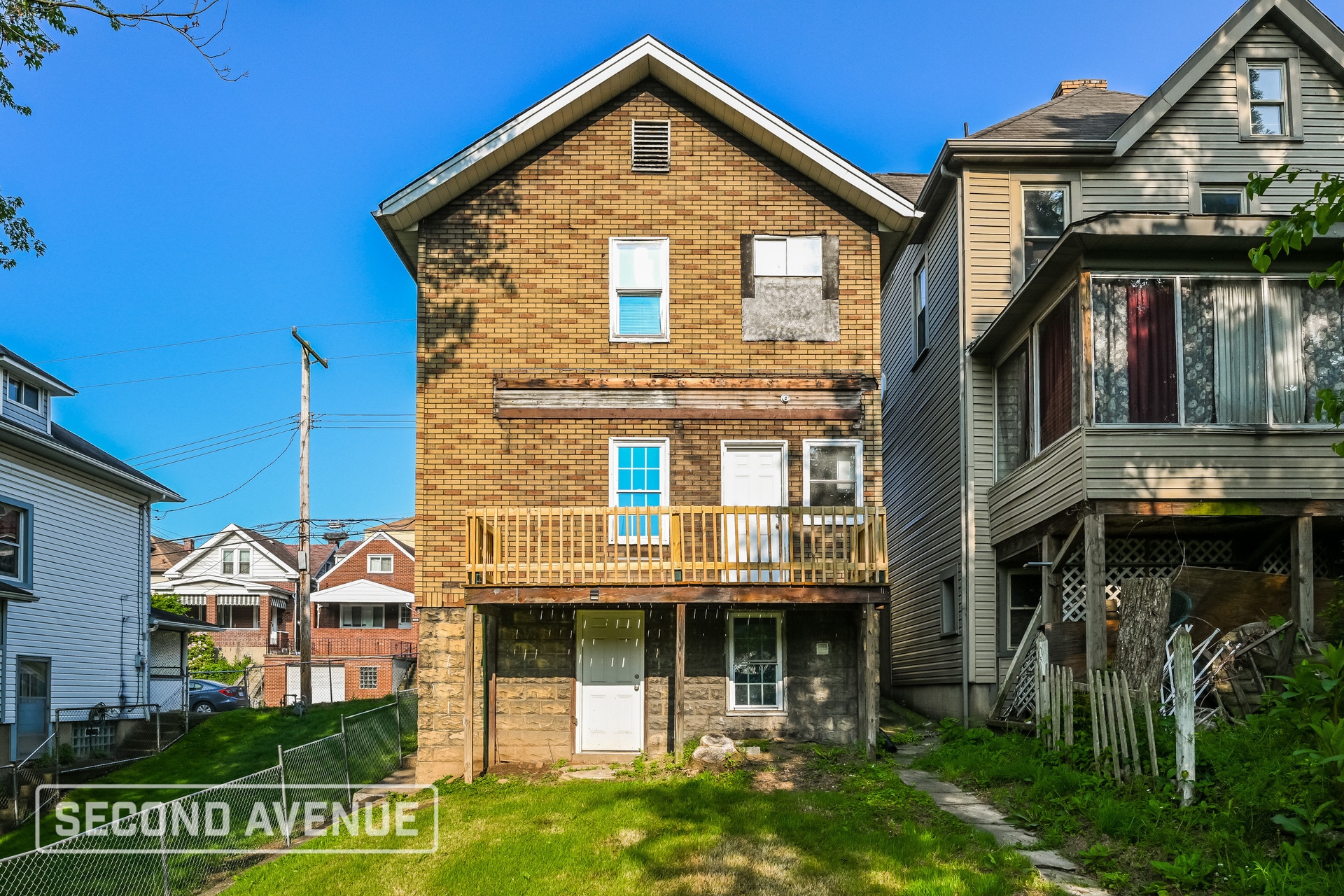 Building Photo - 833 Vermont Ave