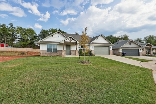 Building Photo - Brand New Home In Noble!
