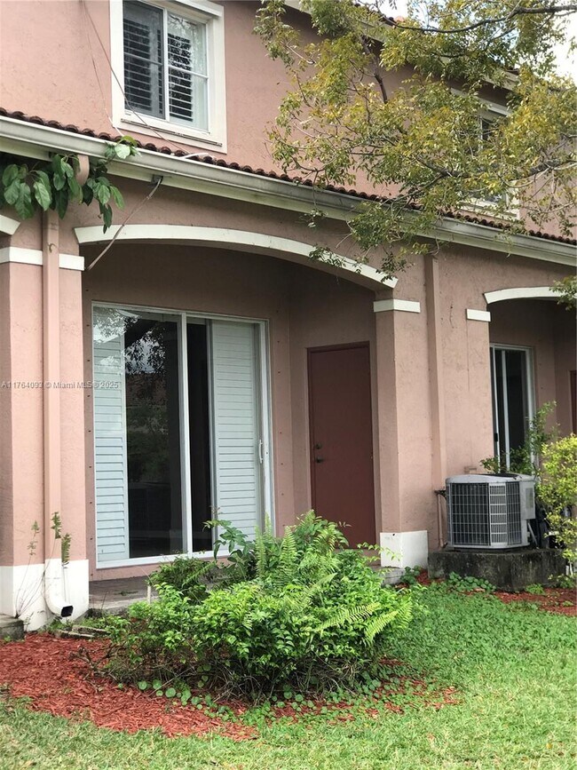 Building Photo - 8253 SW 29th St