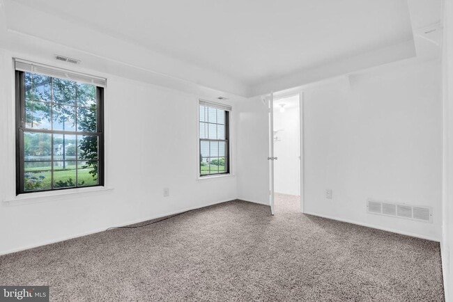 Building Photo - 135A Birchfield Ct