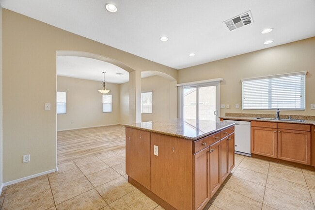 Building Photo - 4 Bedroom Near Spring Valley— Your Next Chapter Starts Here!