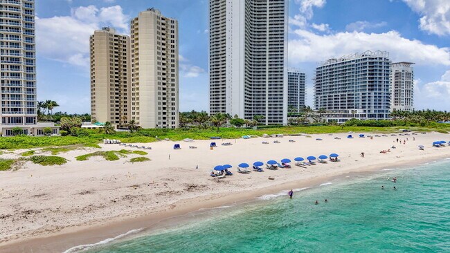 Building Photo - 2800 N Ocean Dr