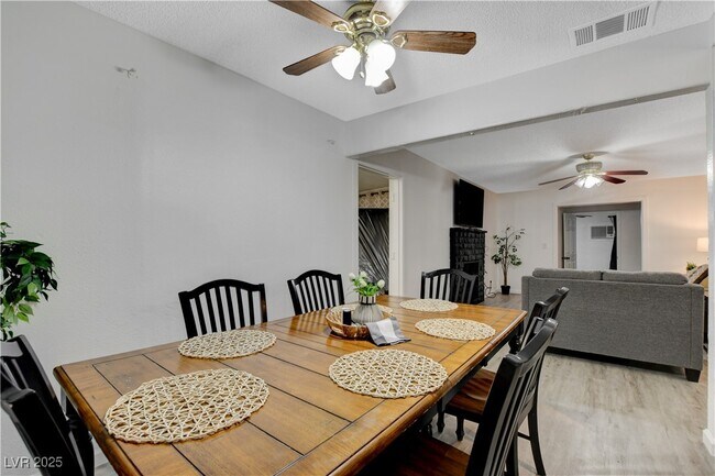 Building Photo - 5171 Reeder Cir