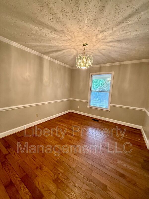 Building Photo - 2958 Walden Rd