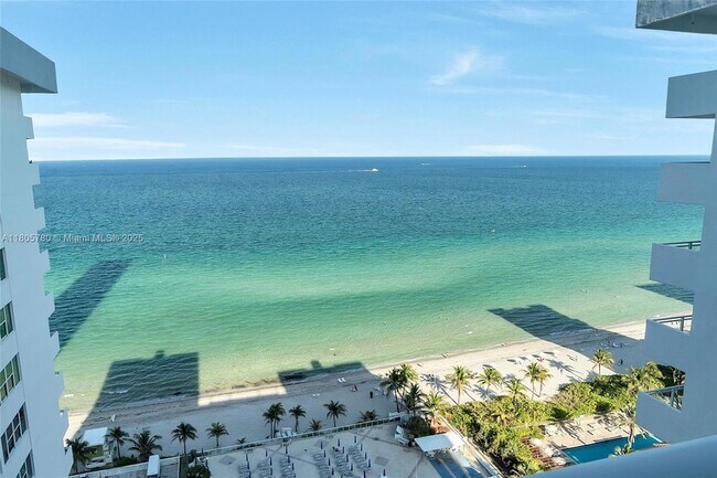 Building Photo - 2030 S Ocean Dr