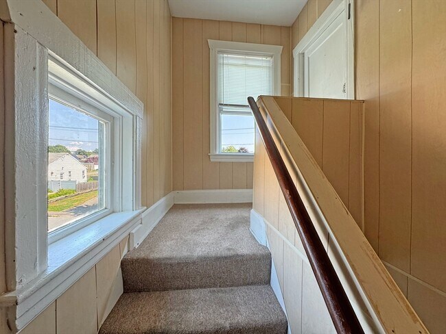 Building Photo - 28 Rodman St