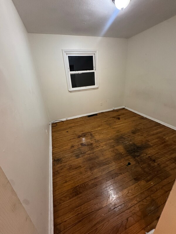 Building Photo - 4737 E 174th St