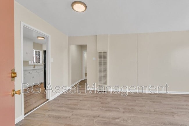 Building Photo - 156 Marina Way