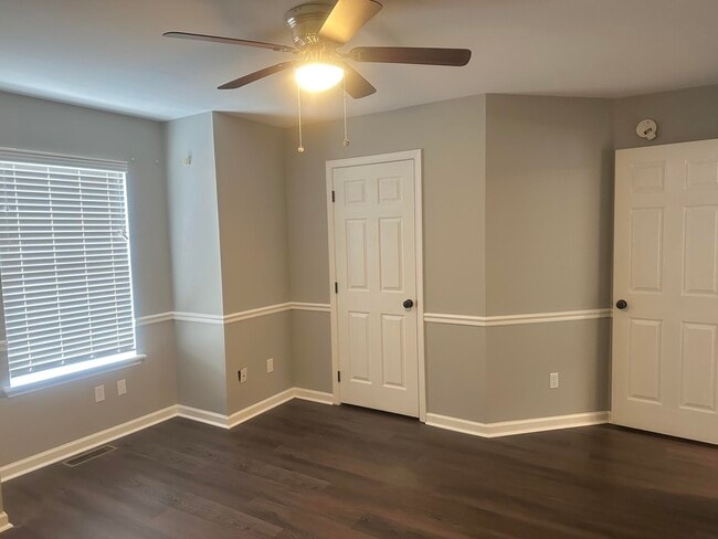 Building Photo - 2468 Checkerberry Dr