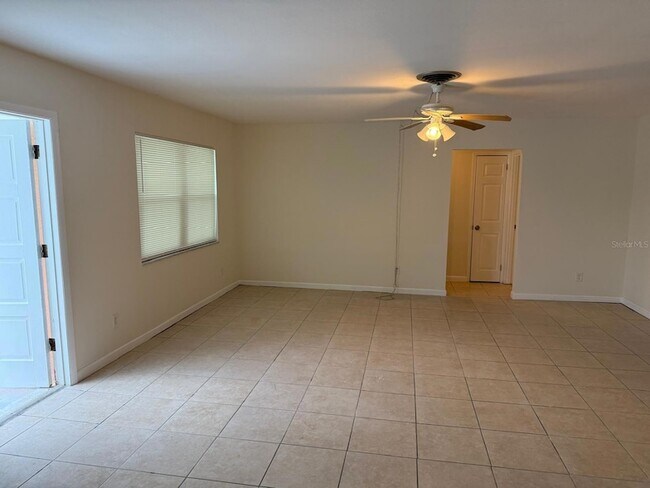 Building Photo - 1790 Loralin Dr