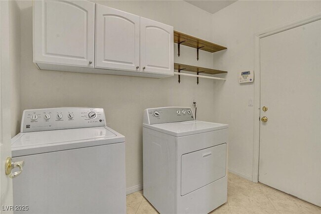 Building Photo - 385 Blackstone River Ave