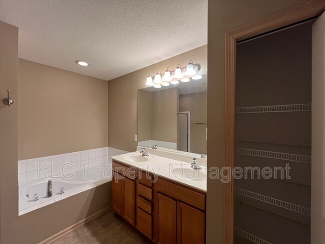 Building Photo - 662 86th St