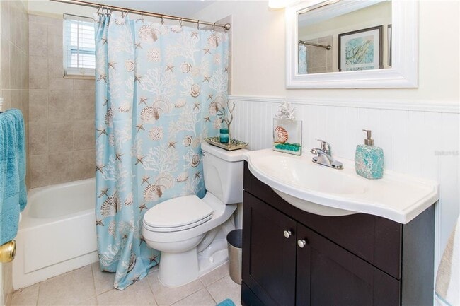 Building Photo - 3526 Overland Dr