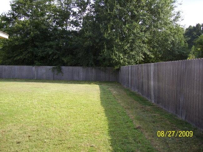 Building Photo - 109 Newport Dr