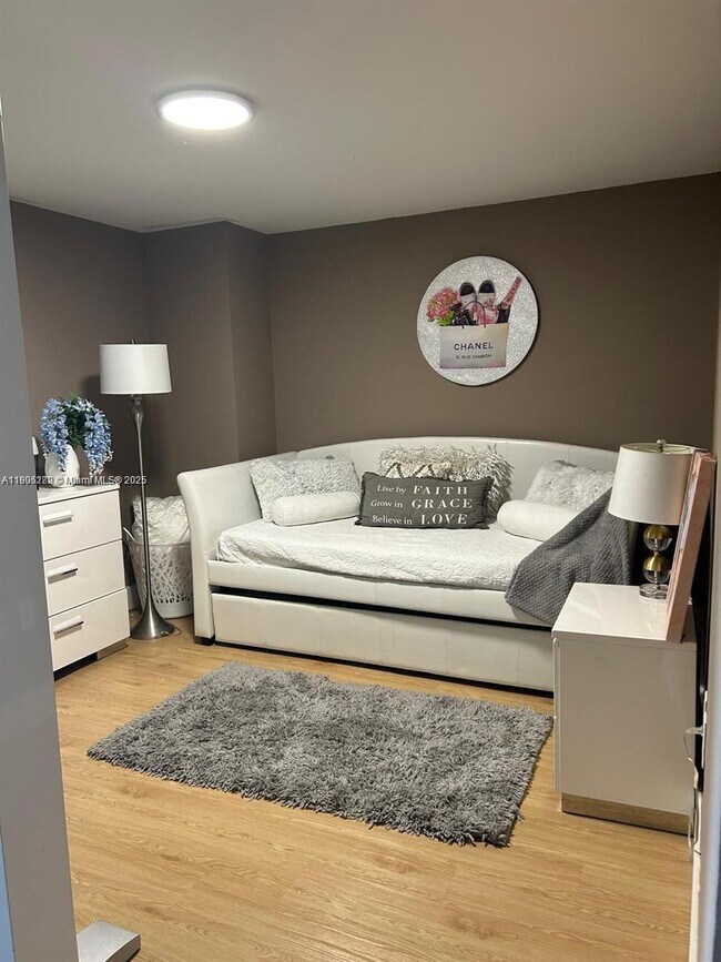 Building Photo - 50 Biscayne Blvd